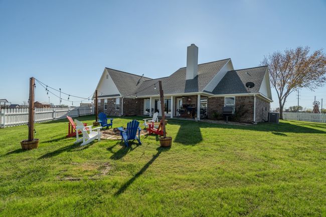 4574 Masch Branch Rd, Home with 3 bedrooms, 3 bathrooms and null parking in Krum TX | Image 30