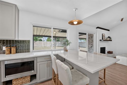 13005 Powderhorn St, Austin, TX, 78727-4451 | Card Image