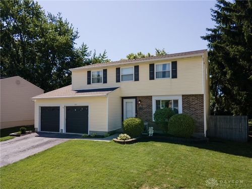 825 W Martindale Rd, Union, OH, 45322-2927 | Card Image