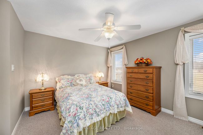 10 Stonefield Gate, House other with 3 bedrooms, 3 bathrooms and 2 parking in Ilderton ON | Image 15