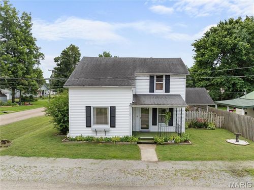 703 Wright St, Oran, MO, 63771-6276 | Card Image