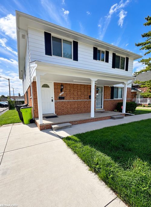 17982 Bayne St, Roseville, MI, 48066-2504 | Card Image