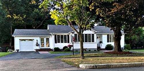 348 Lynn Fells Pkwy, Saugus, MA, 01906-3134 | Card Image