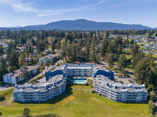 208-2562 Departure Bay Rd, Nanaimo, BC, V9S5P1 | Card Image