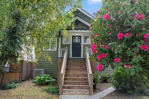 2820 W 13th Avenue, Vancouver, BC, V6K2T7 | Card Image