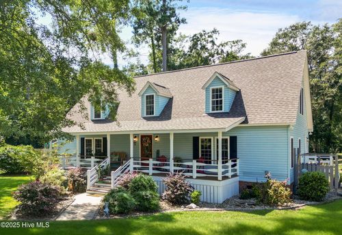 112 Bavarian Dr, Castle Hayne, NC, 28429-5100 | Card Image