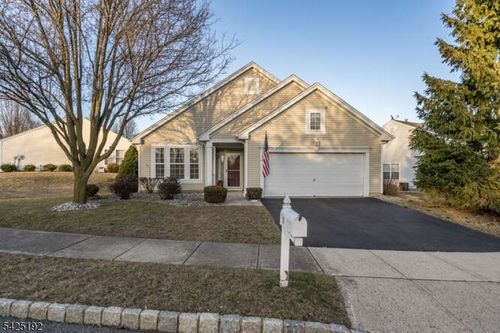 29 Victoria Dr, Belvidere, NJ, 07823-1731 | Card Image