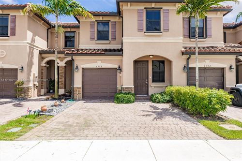 6586 S Anise Ct, Davie, FL, 33314 | Card Image