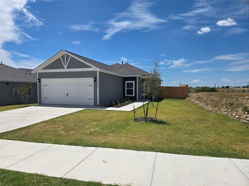 8425 Wibaux Rd, Ponder, TX, 76259-2042 | Card Image