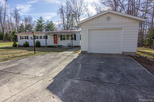 4175 N Hazel Rd, Lincoln, MI, 48742-9683 | Card Image