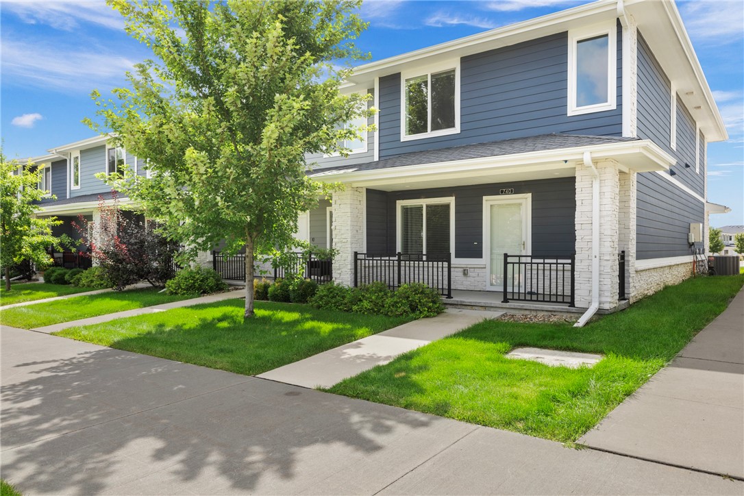 Westown Pkwy, Waukee, IA 50263