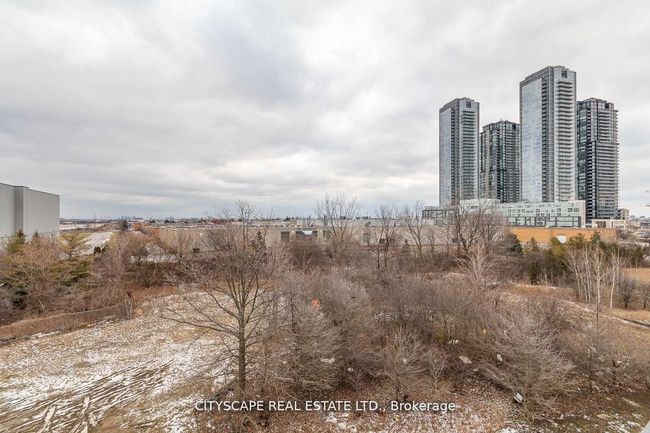 TH-27 - 1030 Portage Pky, Condo with 4 bedrooms, 2 bathrooms and 1 parking in Vaughan ON | Image 14