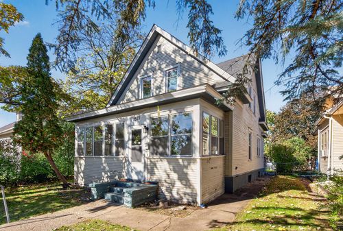 1571 7th St E, Saint Paul, MN, 55106-4238 | Card Image