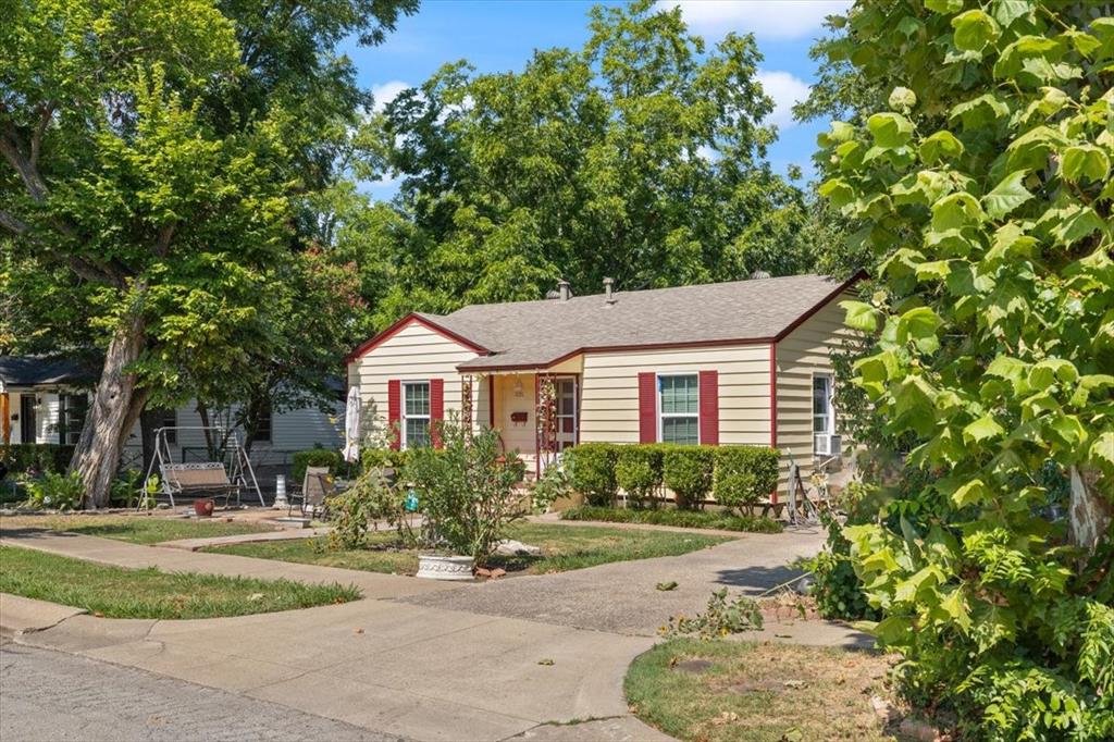 Belmont Dr, Garland, TX 75040