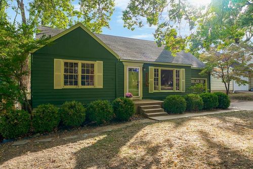 4117 W 53rd Ter, Roeland Park, KS, 66205-2309 | Card Image