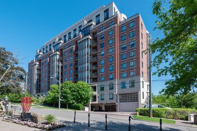 204 - 30 Old Mill Rd, Condo with 2 bedrooms, 3 bathrooms and 2 parking in Etobicoke ON | Image 1