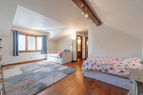 2310 E Plateau Pl, Bloomington, IN, 47401-9521 | Card Image