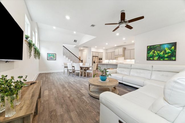 16630 Polletts Cove Ct, House other with 4 bedrooms, 3 bathrooms and 2 parking in Humble TX | Image 11
