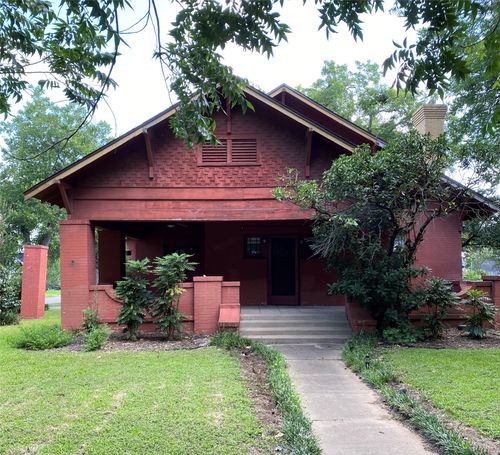 700 N Main Street, Elgin, TX, 78621 | Card Image