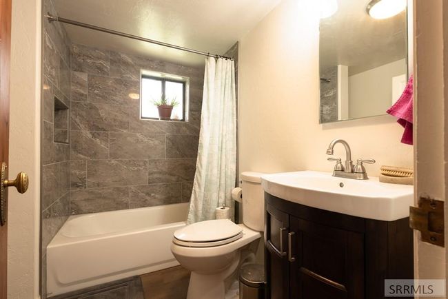 3184 N 3350 W, House other with 2 bedrooms, 1 bathrooms and null parking in Moore ID | Image 13