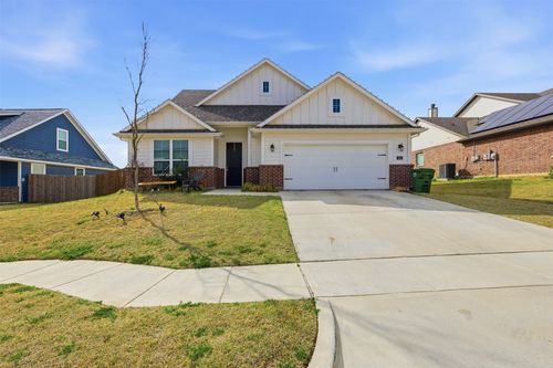 801 Taliaferro Trl, Springtown, TX, 76082-5437 | Card Image