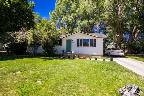 454 W 650 N, Vernal, UT, 84078-3637 | Card Image