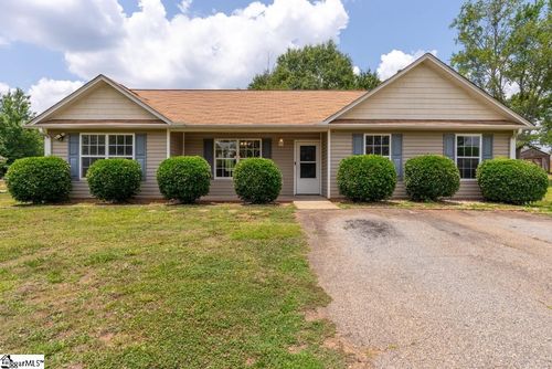 366 Edwards Rd, Lyman, SC, 29365-9627 | Card Image