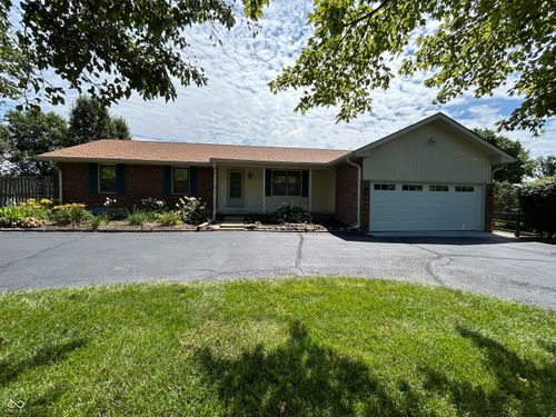 4675 N Riverside Dr, Columbus, IN, 47203-1046 | Card Image