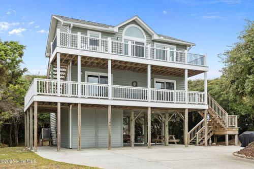 104 Rhett St, Emerald Isle, NC, 28594-3729 | Card Image