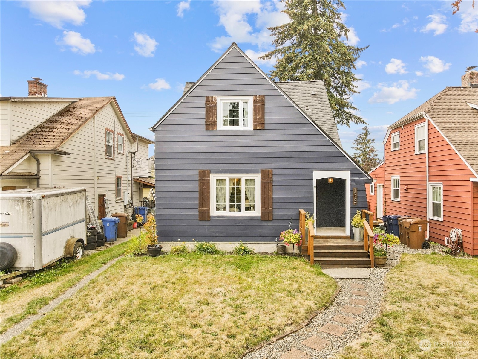 Fife St, Tacoma, WA 98405