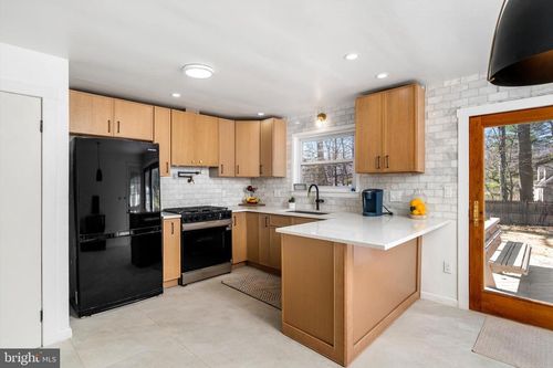 1247 Lower Ferry Rd, Ewing, NJ, 08618-1406 | Card Image