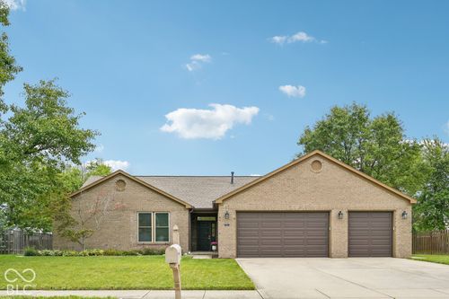 524 Zephyr Way, Westfield, IN, 46074-9795 | Card Image
