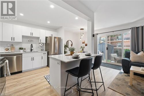 189-17 Old Pine Trail, Saint Catharines, ON, L2M6P9 | Card Image