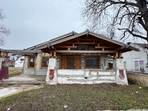 834 Iowa St, San Antonio, TX, 78203-1610 | Card Image