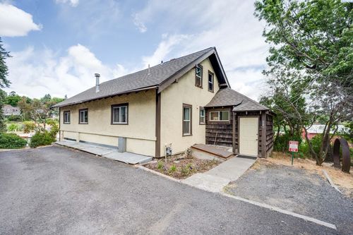 205 Se High St, Pullman, WA, 99163-2854 | Card Image