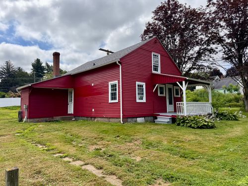 1 Ferry Ln, Portland, CT, 06480-1569 | Card Image