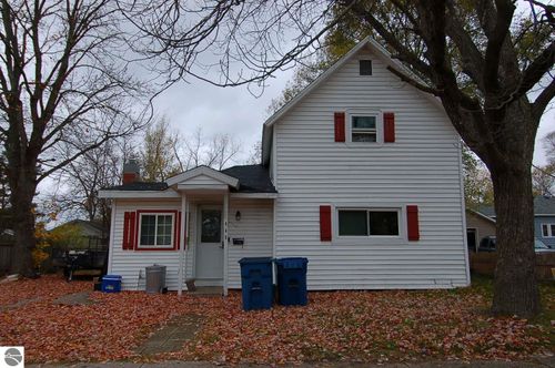 449 Boon St, Cadillac, MI, 49601-1711 | Card Image