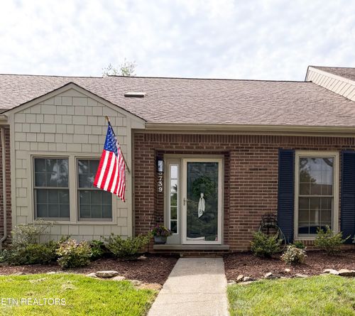 7-8739 Wimbledon Dr, Knoxville, TN, 37923-5818 | Card Image