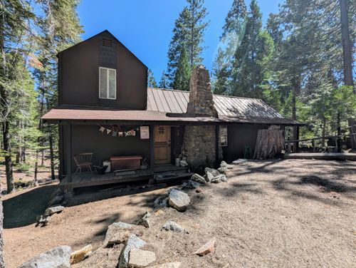 65066 Stellar Jay, Hume, CA, 93628 | Card Image