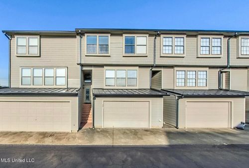 46 Breakers Ln, Ridgeland, MS, 39157-1102 | Card Image