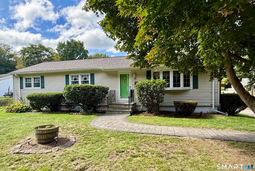 112 Maple St, Seymour, CT, 06483-3673 | Card Image