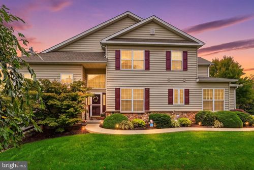 1201 Ridgeview Dr, MORGANTOWN, PA, 19543-8883 | Card Image