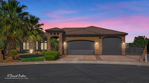 4058 W Dorothy Cir, Hurricane, UT, 84737-7739 | Card Image