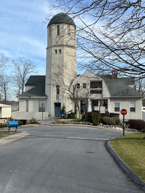 42-42 Lawson Ln, Ridgefield, CT, 06877-3961 | Card Image