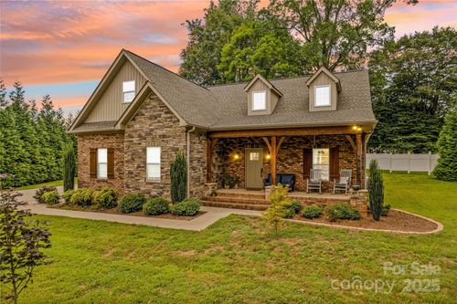 178 Nellwood Ct, Mocksville, NC, 27028-7282 | Card Image