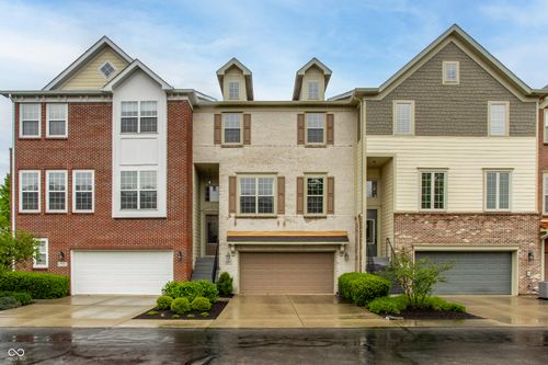 207 Wakefield Way, Zionsville, IN, 46077-1963 | Card Image