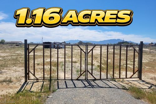 2251 Mcmurray Dr, Pahrump, NV, 89060-2383 | Card Image