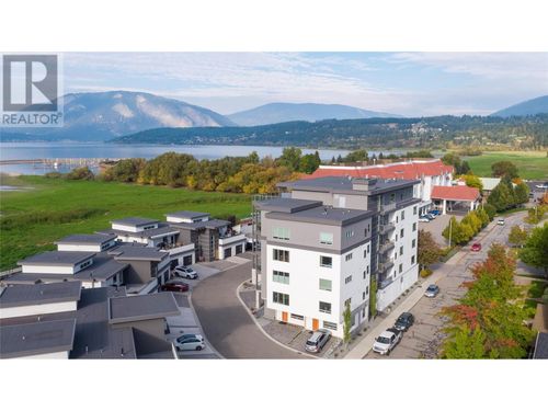 202-131 Harbourfront Dr Ne, Salmon Arm, BC, V1E2T3 | Card Image