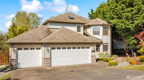 3918 Norpoint Way Ne, Tacoma, WA, 98422 | Card Image