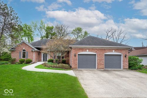 5165 Hawks Point Rd, Indianapolis, IN, 46226-1424 | Card Image